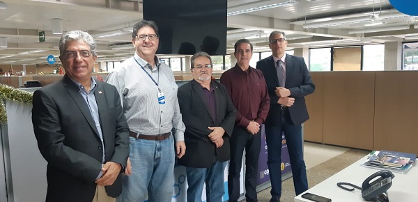 Especialistas Arnaldo Basile e Carlos Trombini, conselheiros federais Ronald Santos e Carlos Laet e especialista Luciano Valério: membros da Comissão Temática PMOC - Refrigeração e Climatização devem encaminhar pela continuidade dos trabalhos