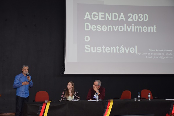 Eng. Gilmar Piovezan aborda o tema Saneamento e Resíduos Solídos