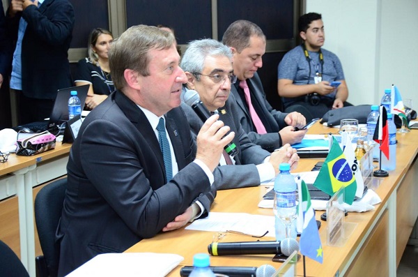 Em sua apresentação, Krüger também destacou os repasses realizados aos Creas por meio do Programa de Desenvolvimento Sustentável do Sistema (Prodesu) e de convênios referentes à realização da Semana Oficial de Engenharia e Agronomia (Soea), dos Congressos Estaduais de Profissionais (CEPs) e de obras. Em 2019, os repasses totalizaram R$ 47 milhões uma diferença de quase R$ 30 milhões em relação a 2018.