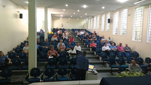 O objetivo foi analisar a revisão do Plano Estratégico de Desenvolvimento Regional. 