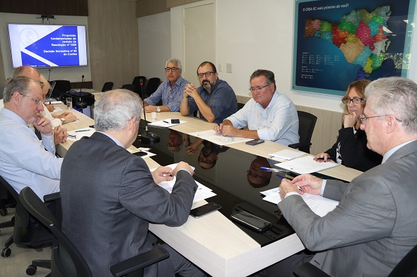 Propostas para o Ensino à distância; atribuições de nível médio, alterações na Lei 5194/66 e na resolução 1.025/2009 são temas da pauta