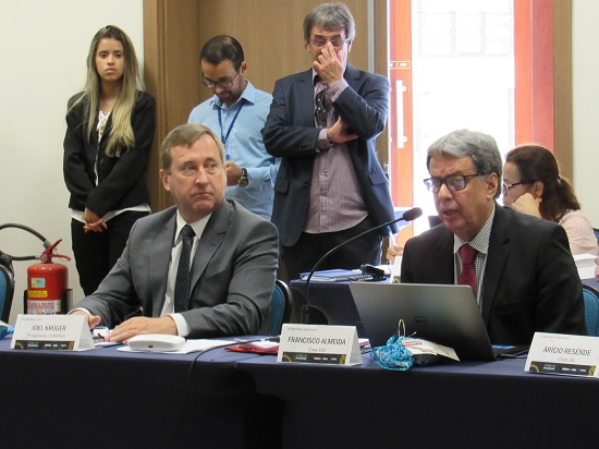 Presidente Joel Krüger e coordenador do Colégio de Presidentes, Francisco Almeida