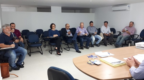 Várias proposições discutidas