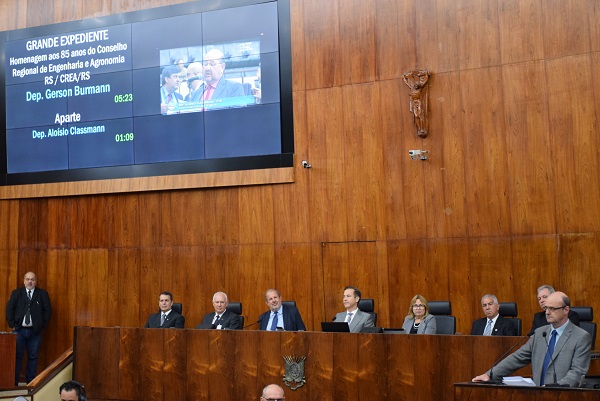 Dep. Gerson Burmann é proponente da homenagem aos 85 anos do CREA-RS na Alergs