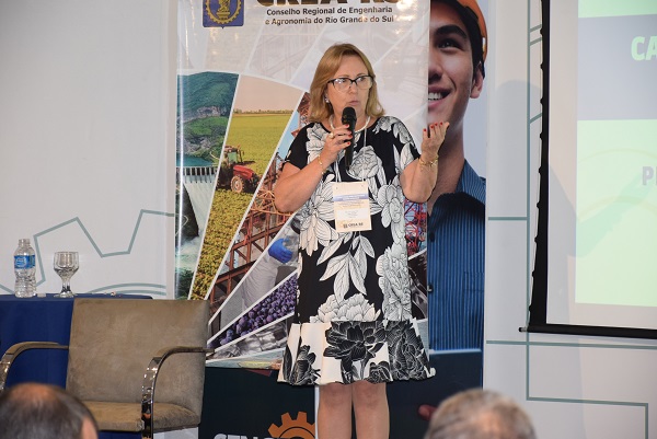 Engenheira Civil e Seg do Trabalho Alice Scholl, vice-presidente no exercício da Presidência