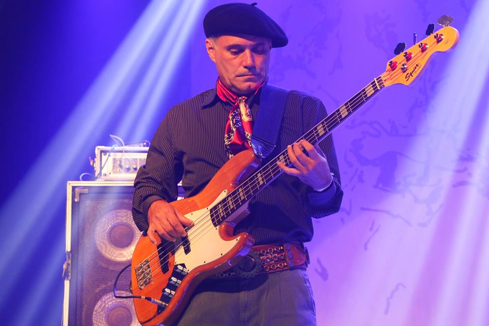 Instrumentista e compositor, Chico deixou um repertório de canções nativistas