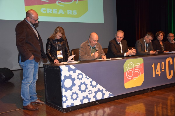 Comissão eleitoral apresenta o resultado da votação e os delegados eleitos