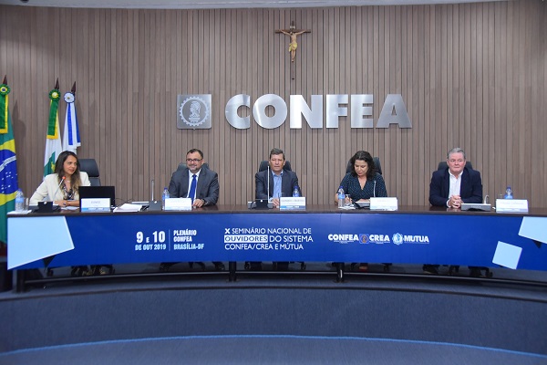 (da esq. p/ dir.): Eunice, Valgas, Martins, Fátima e Calheiros
