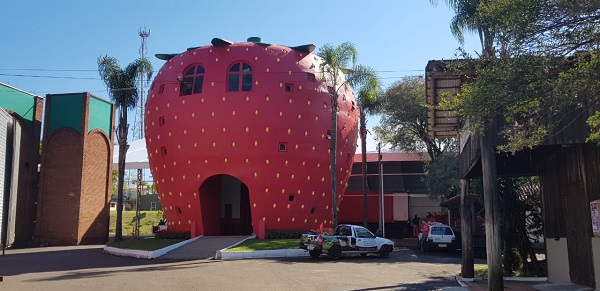 A Festa Nacional do Moranguinho é uma das mais tradicionais festas do interior do Estado, e a sua 18ª edição ocorre nos finais de semana dos dias 7, 14 e 21 de setembro