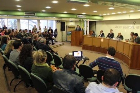 Eng. Capoani agradece na tribuna a homenagem do legislativo da capital