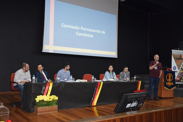 Eng. Civ. e Ind-Mec. Alberto Stochero