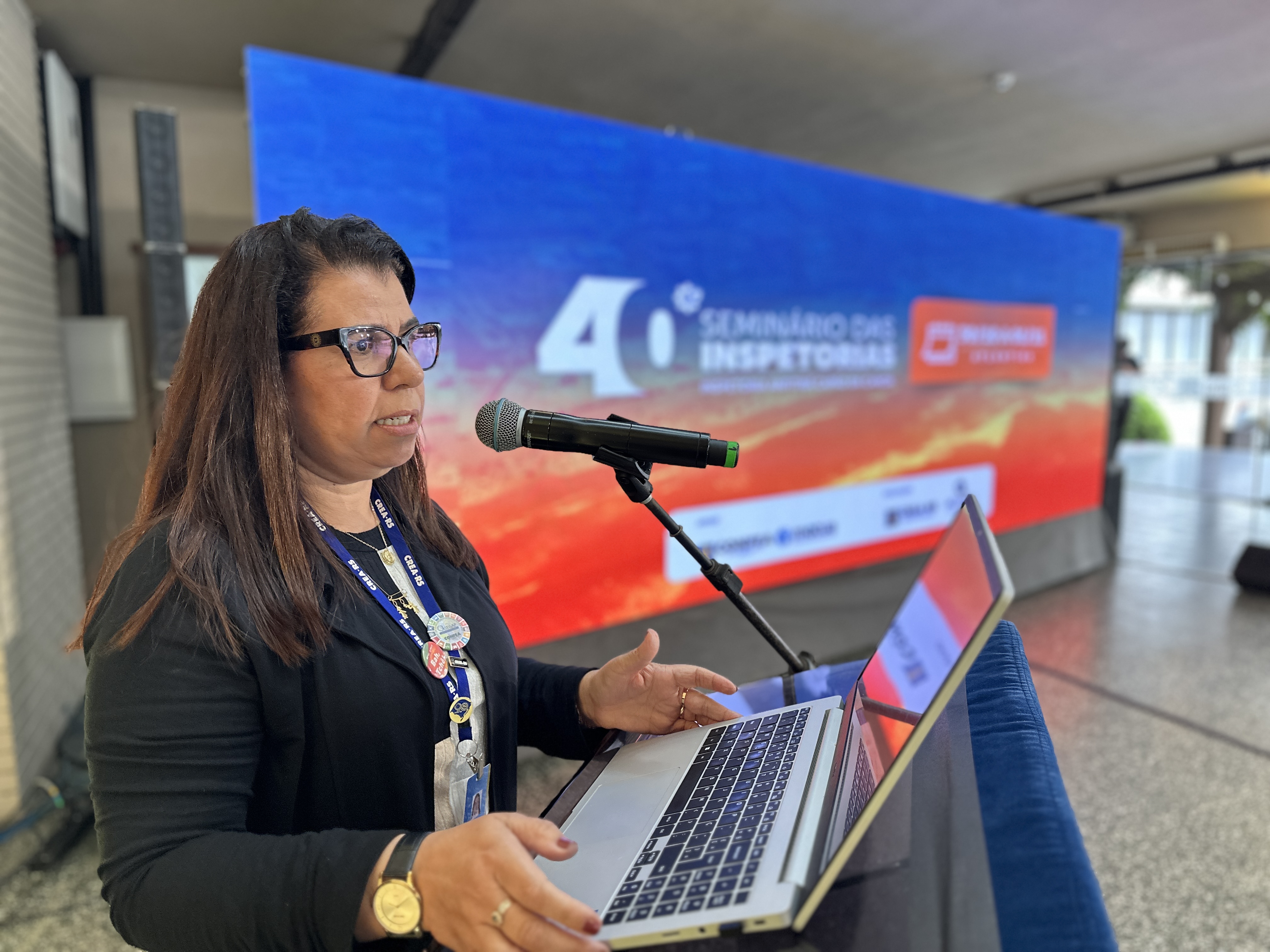 Supervisora Raquel Fortes